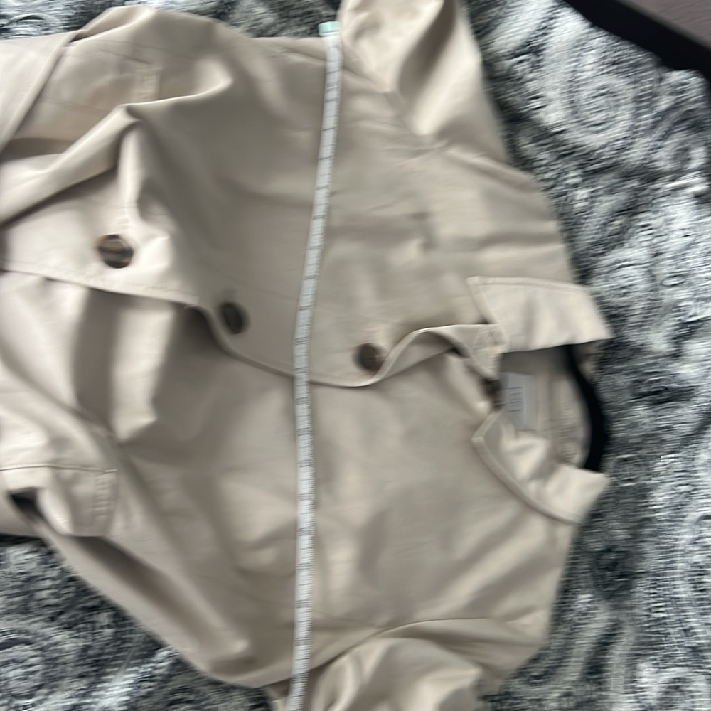 Loft Khaki Trench Coat. XL. New with tags. Brown buttons, cuffs and pockets. - Picture 9 of 10
